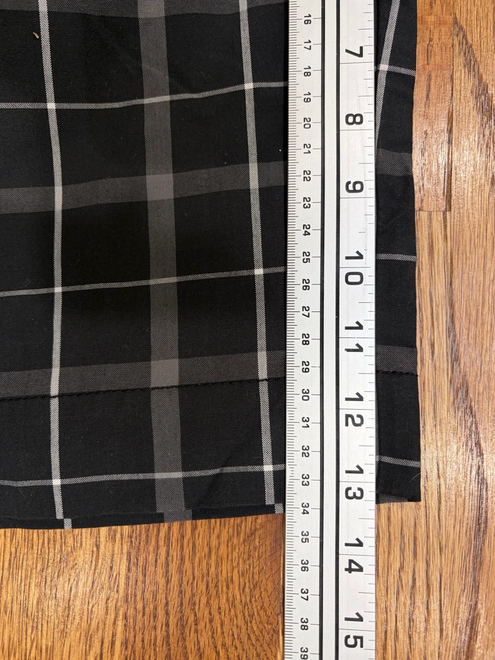 NWT Vans Plaid Shorties sz 5 - Picture 6 of 10